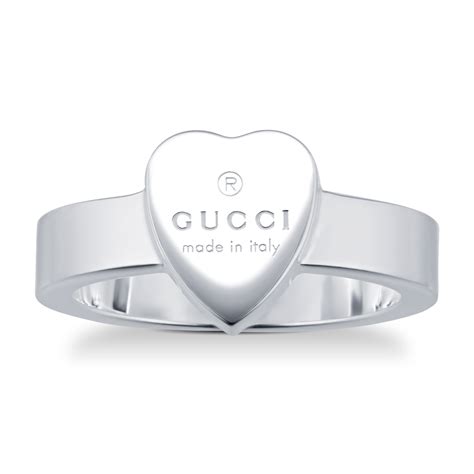 heart shaped gucci ring